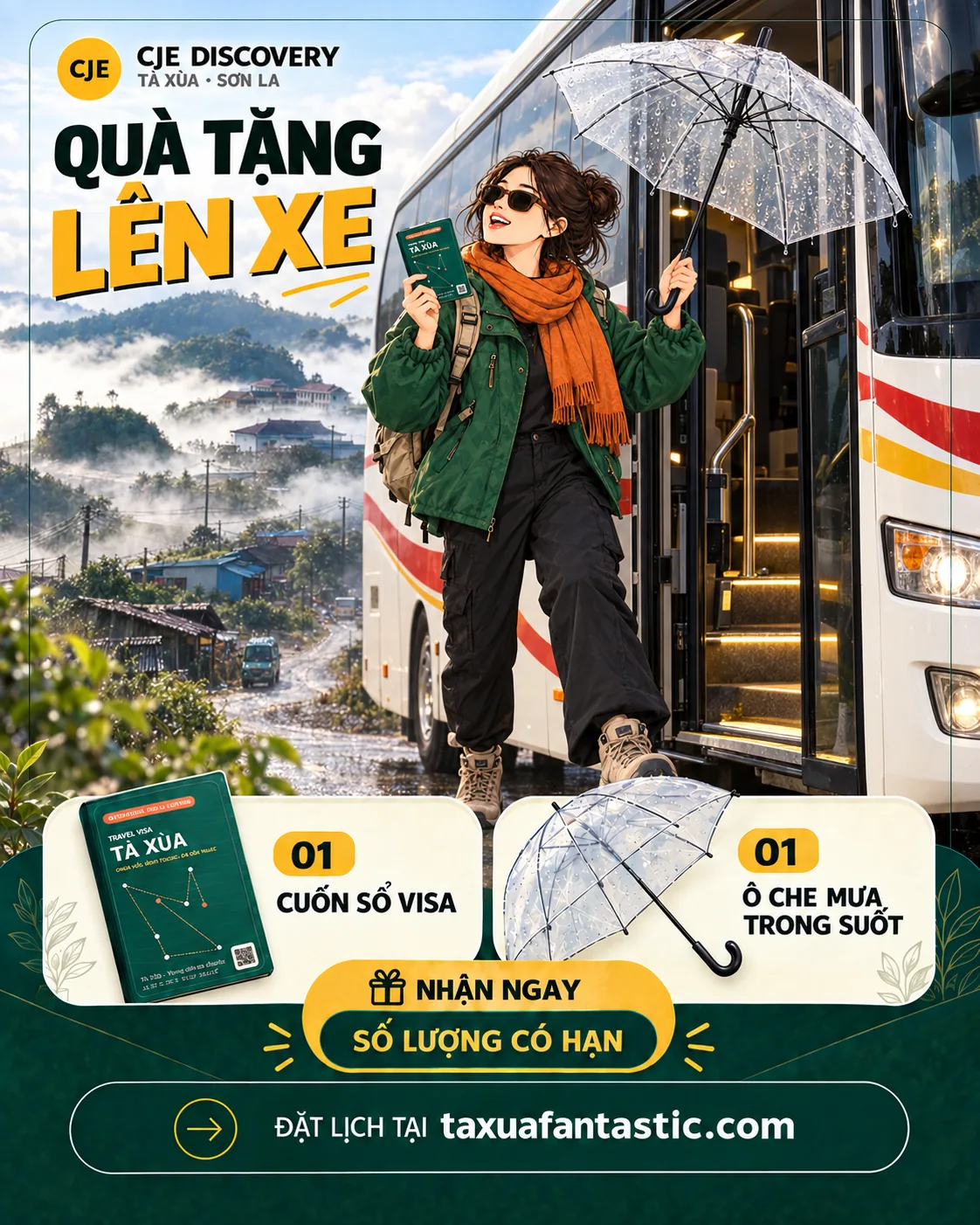 Quà tặng lên xe gồm Sổ Visa Tà Xùa và ô che mưa trong suốt